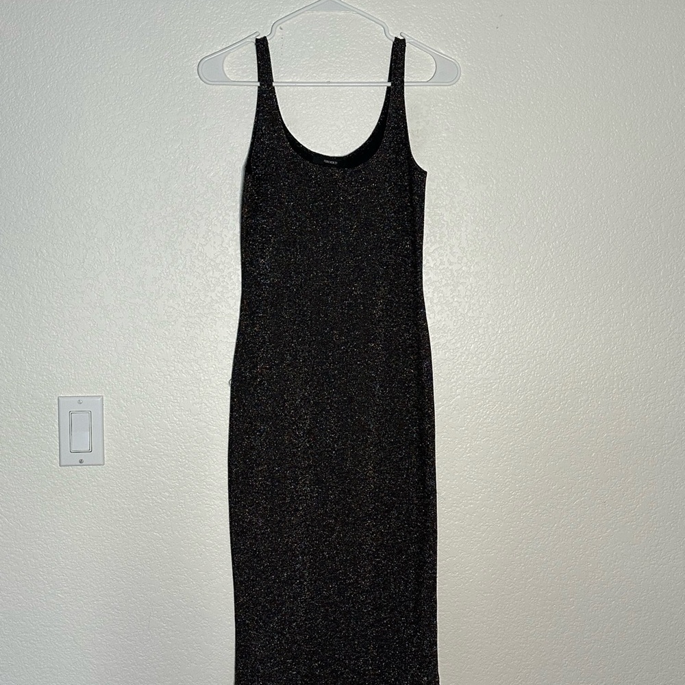 Elegant Black Sleeveless Dress